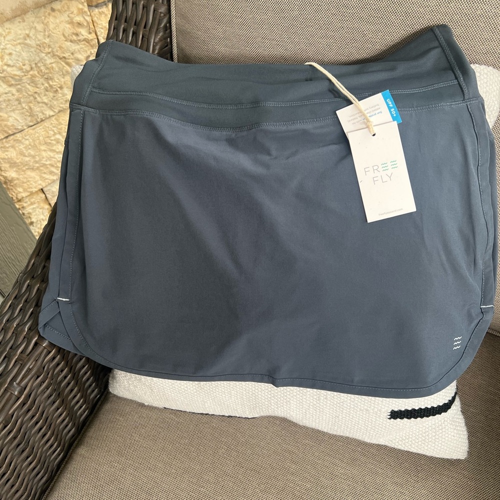 Free Fly Gray Apparel with UPF 50+
